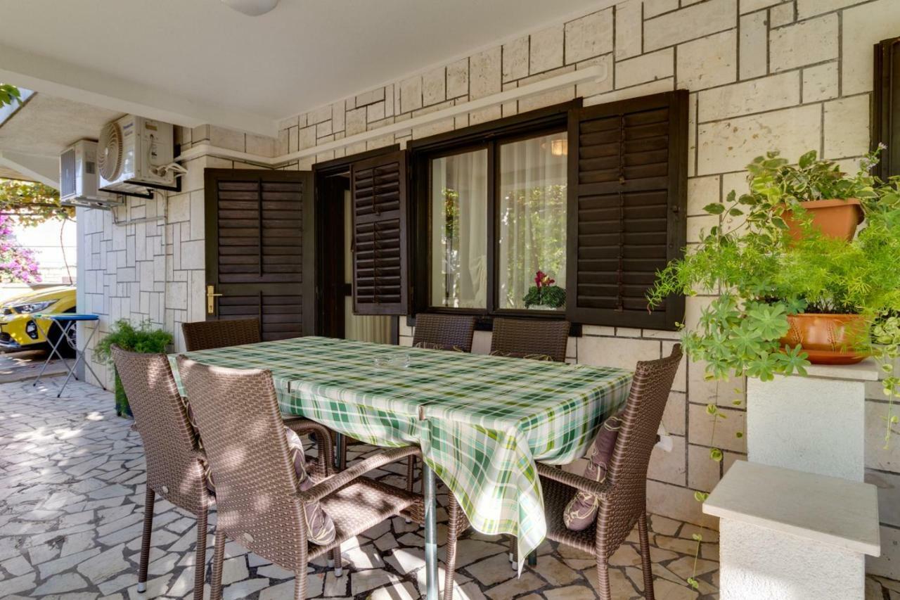 PUY Apartments Perka Near Beach מראה חיצוני תמונה