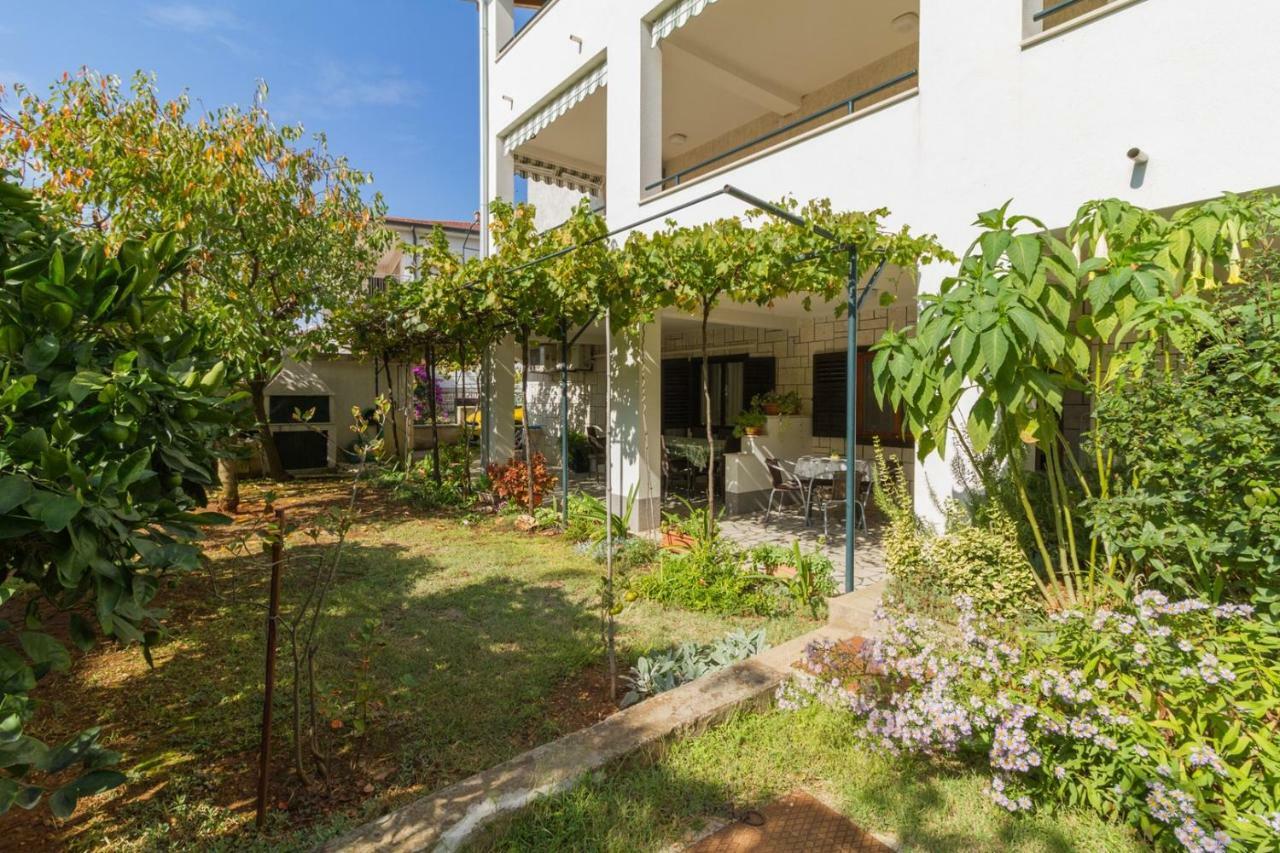 PUY Apartments Perka Near Beach מראה חיצוני תמונה