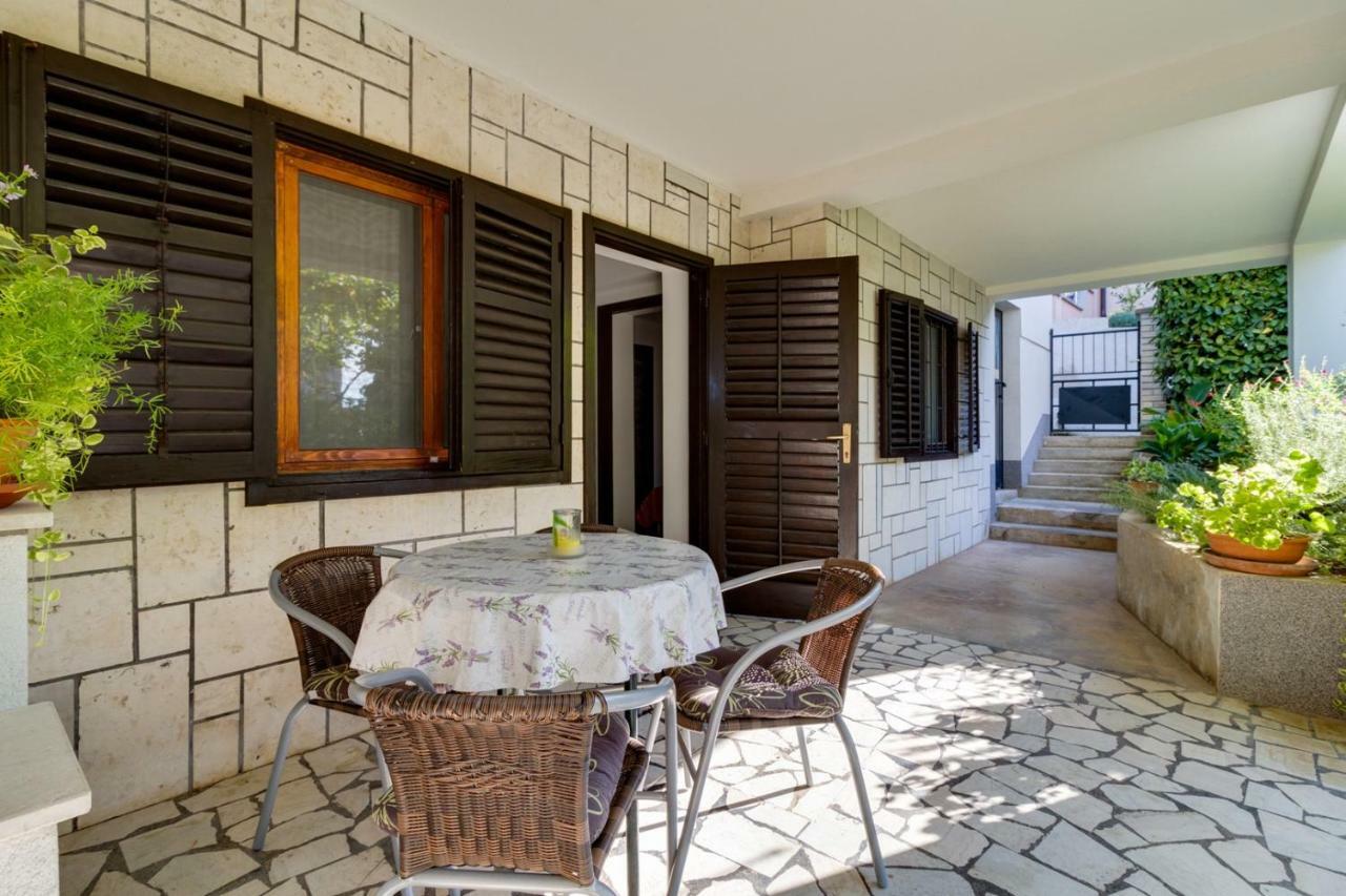 PUY Apartments Perka Near Beach מראה חיצוני תמונה