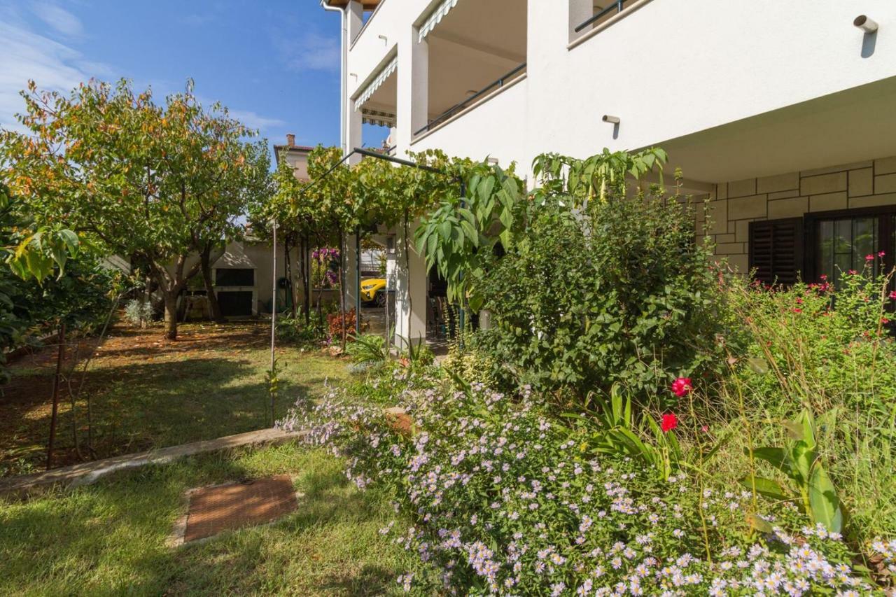 PUY Apartments Perka Near Beach מראה חיצוני תמונה